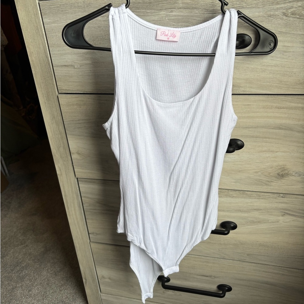 White ribbed body suit